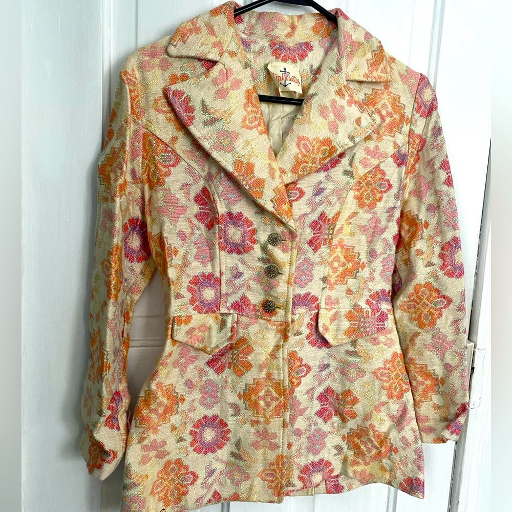 Vintage floral blazer
